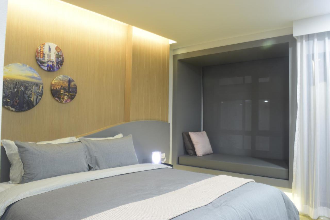 Rico Hotel Ratchadapisek 32 بانكوك المظهر الخارجي الصورة
