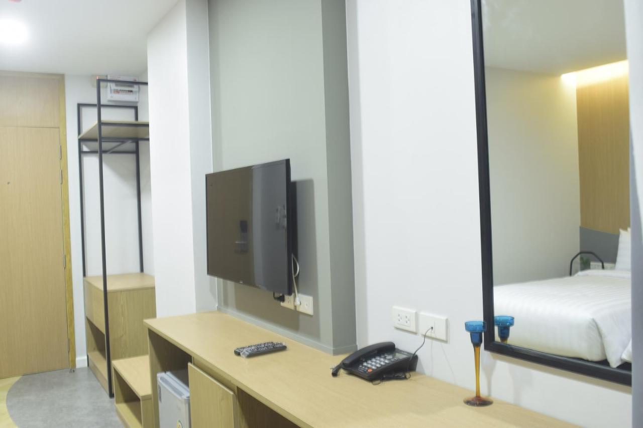 Rico Hotel Ratchadapisek 32 بانكوك المظهر الخارجي الصورة
