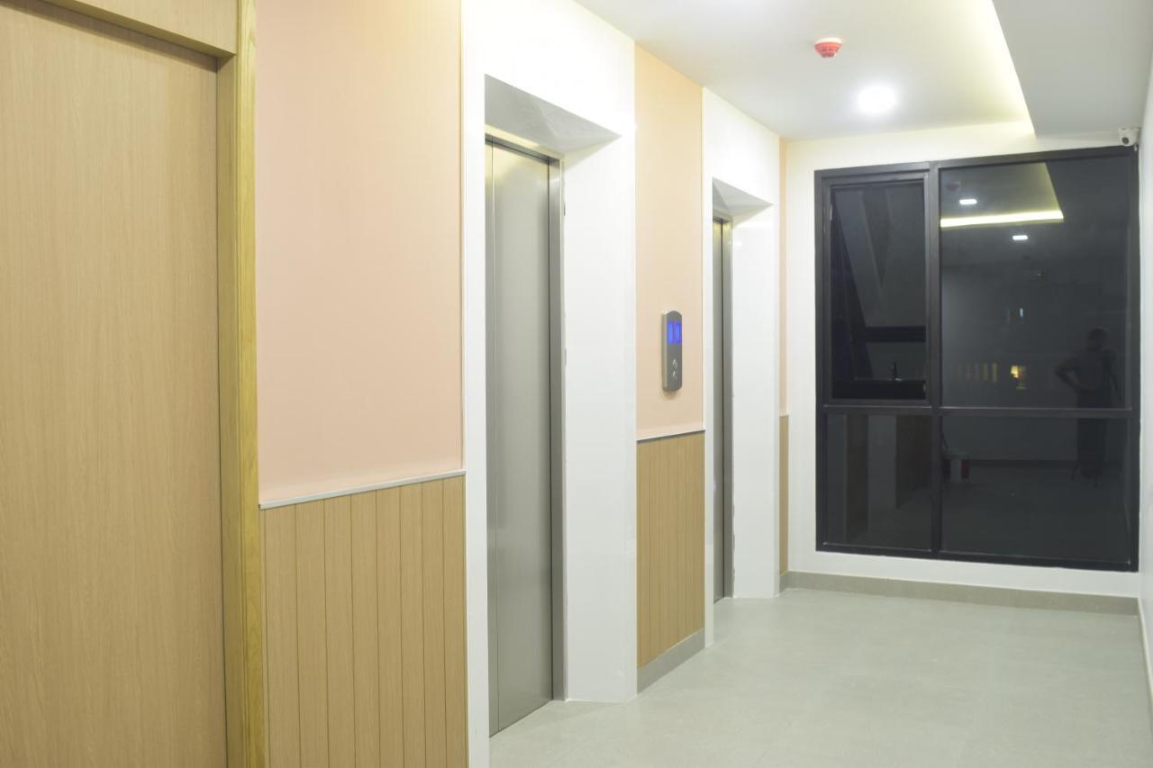 Rico Hotel Ratchadapisek 32 بانكوك المظهر الخارجي الصورة